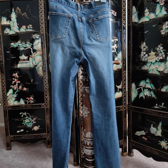 NY Jeans - Picture 3 of 4